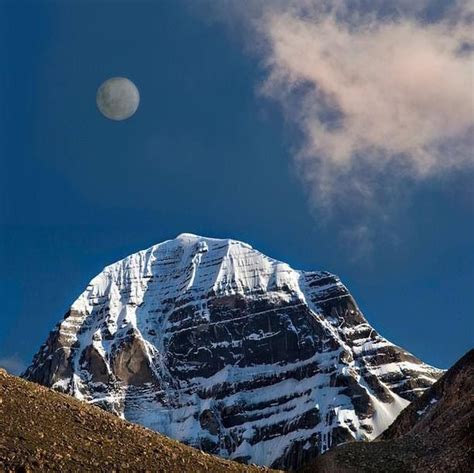 High Resolution Mount Kailash Wallpaper / Mount kailash, mountains ...