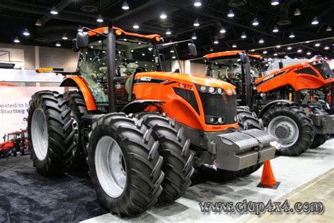 Tractors - Farm Machinery: AGCO Tractor