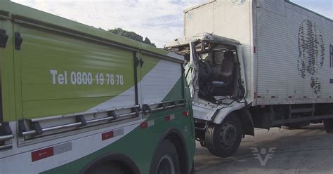 G1 Acidente Entre Carretas Na Anchieta Sentido Litoral De Sp Deixa Um