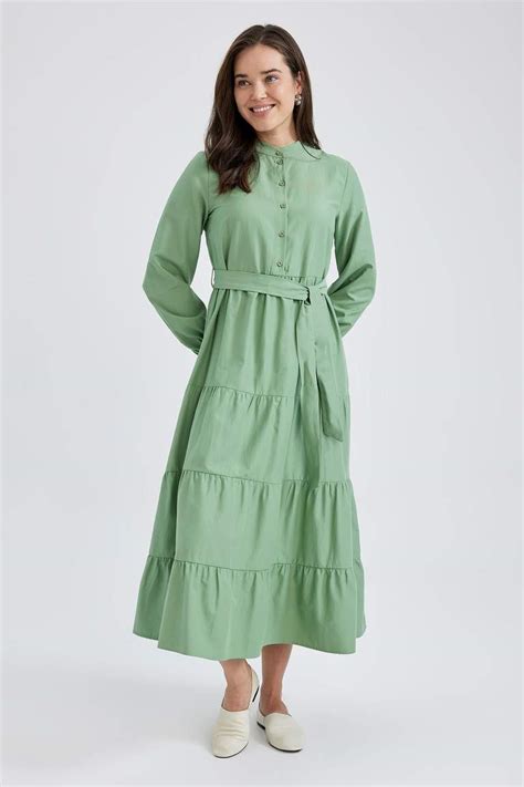 Green Woman Crew Neck Basic Belted Long Sleeve Poplin Maxi Dress