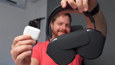 AirPods Pro vs. Max - YouTube