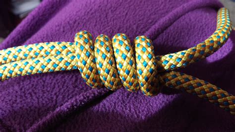 How to Tie a Barrel Knot: 3 Variations and Uses for Barrel Knots - 2022 ...