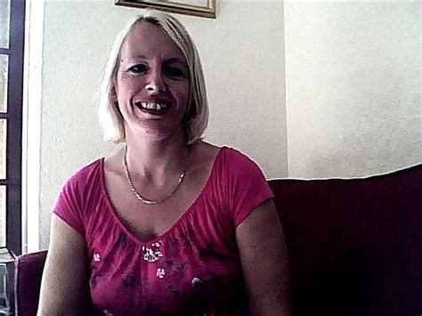 Karen910 47 From Prestatyn Is A Local Granny Looking For Casual Sex Dirty Granny