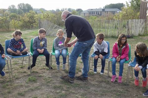 P Ecole Communale De Moustier