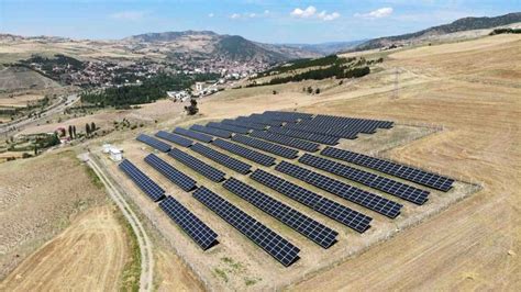 Çorum un Bayat Belediyesi Güneş Enerjisi Santrali Kurarak Kendi