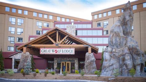 Great Wolf Lodge Boston / Fitchburg, Ma from $20. Fitchburg Hotel Deals ...