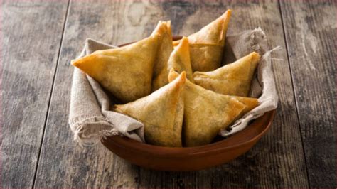 World Samosa Day Try These Five Amazing Mouth Watering Samosa Varieties