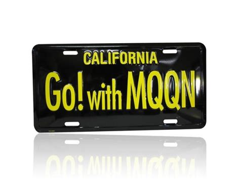 MOONEYES Kentekenplaat Zwart Geel CALIFORNIA GO WITH MOON MG081GMBK