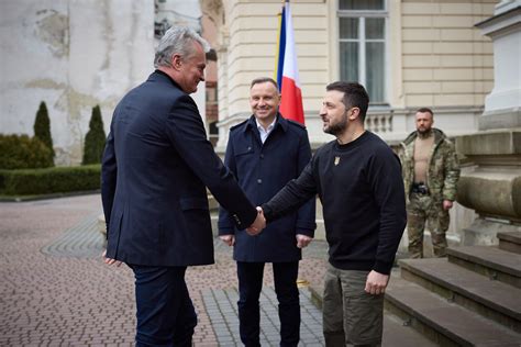 Volodymyr Zelenskyy Andrzej Duda And Gitanas Naus Da Held Flickr