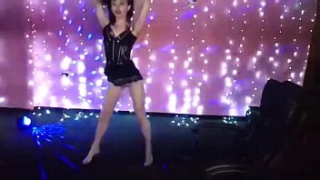 Dancing Techno Girl XVIDEOS