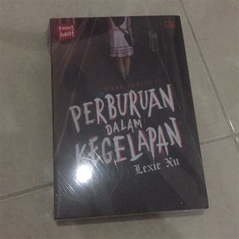 Jual Novel Dark Series 2 Perburuan Dalam Kegelapan Shopee Indonesia