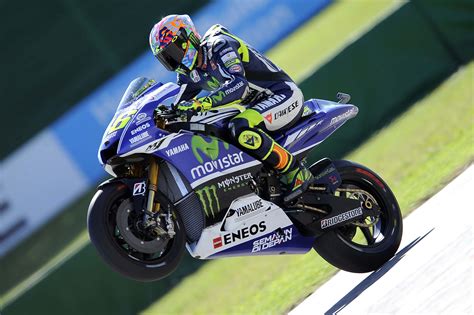 Photos Valentino Rossi S Special Misano Helmet Asphalt Rubber