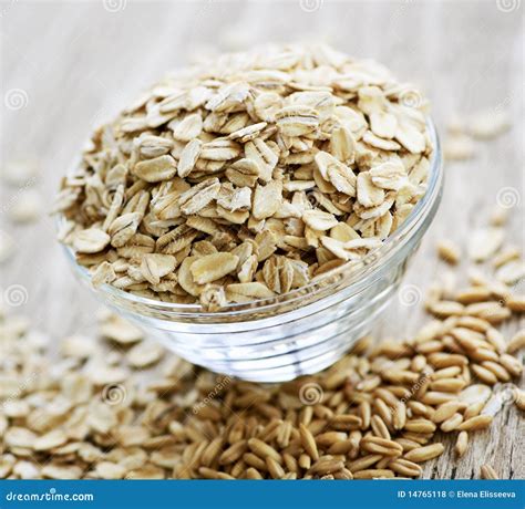 Bowl Of Uncooked Rolled Oats Stock Photo Image Of Glass Healthy