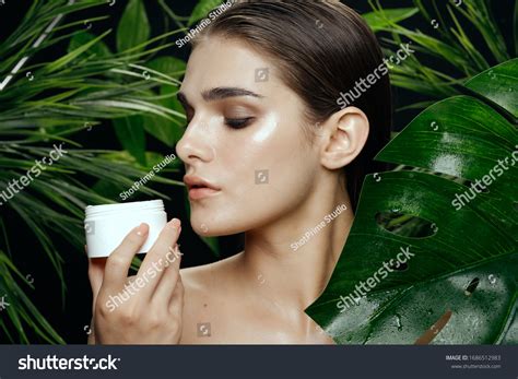Beautiful Woman Naked Shoulders Cream Cosmetics Stock Photo 1686512983 Shutterstock