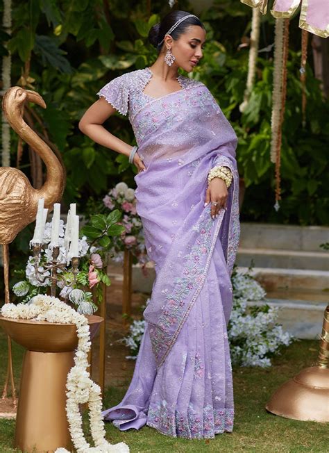 pakistani wedding saree  feminine theme fta