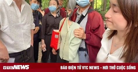 A Ra Th Ng B O Tuy N Ng I Y U Hot Girl M Ng B S Nh C Ch N Ng Ng I