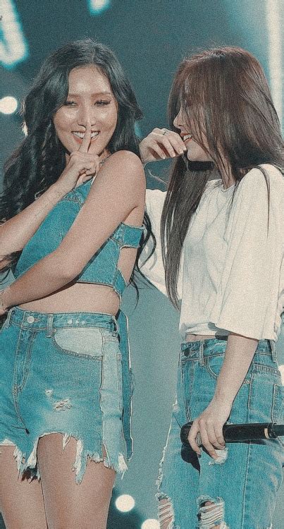 Wheesa Wheein Hwasa Wallpapers Lockscr Tumbex