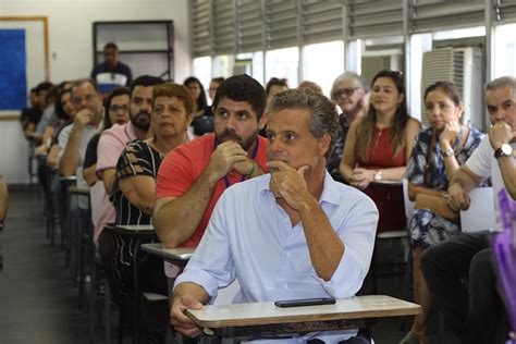 Ciep 241 Nacao Mangueirense Governador Leonel De Moura Brizola
