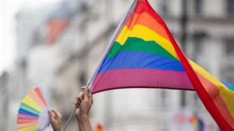 ¿por Qué Se Conmemora En Junio El Mes Del Orgullo Lgbtq — Fmdos