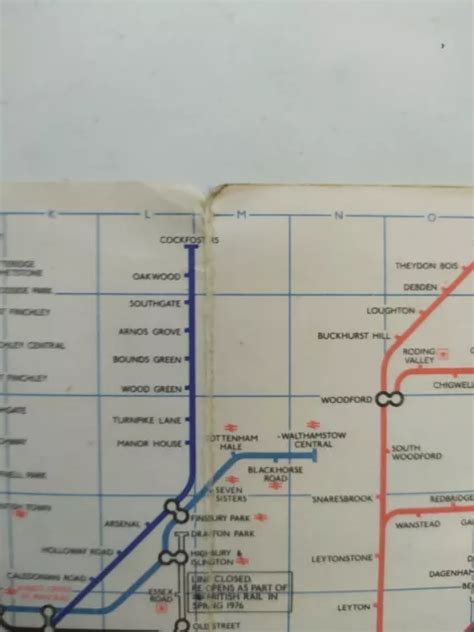 LONDON UNDERGROUND VINTAGE Pocket Size Map Diagram Of The Lines 1975