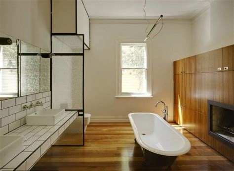 20 Gorgeous Bathrooms With Wooden Floors