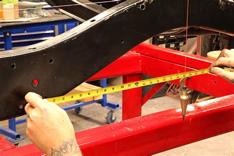 How to install ladder bars and a Ford 9-inch - Hot Rod Network