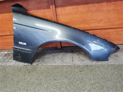 BŁOTNIK PRAWY PRZÓD BMW E39 KOD LAKIERU Anthrazit - 13178799506 ...