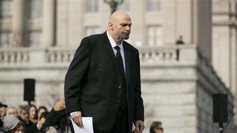 Senate Candidate John Fetterman Uses Captioning Technology In Nbc News Interview [video]