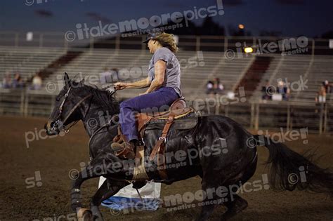 Barrel Racer Itakemoorepics