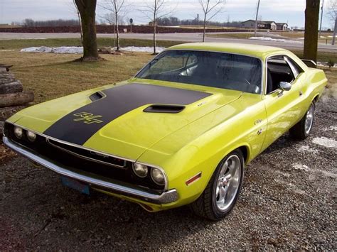 Curious Yellow 1970 Dodge Challenger Rt 440 Mopar Pinterest