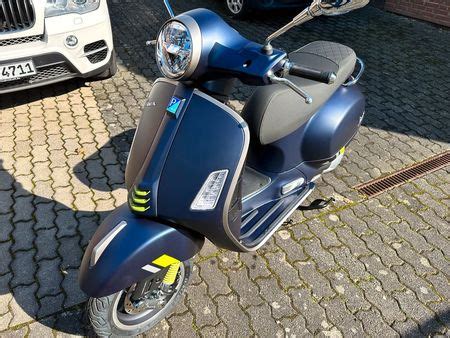 PIAGGIO 2023 Vespa Gts Super Tech 300 Blau Energico Matt Sport Used