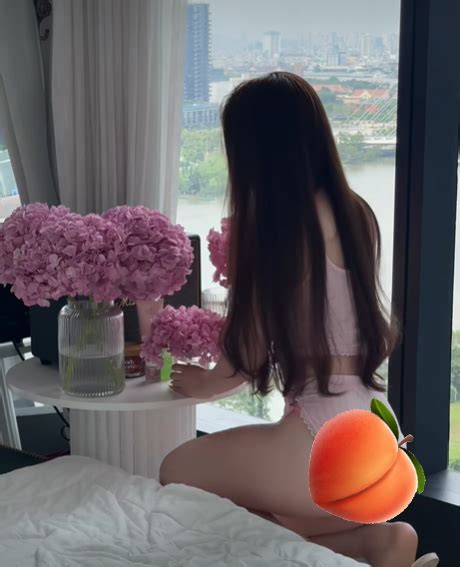 Nói đạo lý để bán sản phẩm hot girl nhận mưa chỉ trích nghi ngờ khoe body trá hình chỉ để
