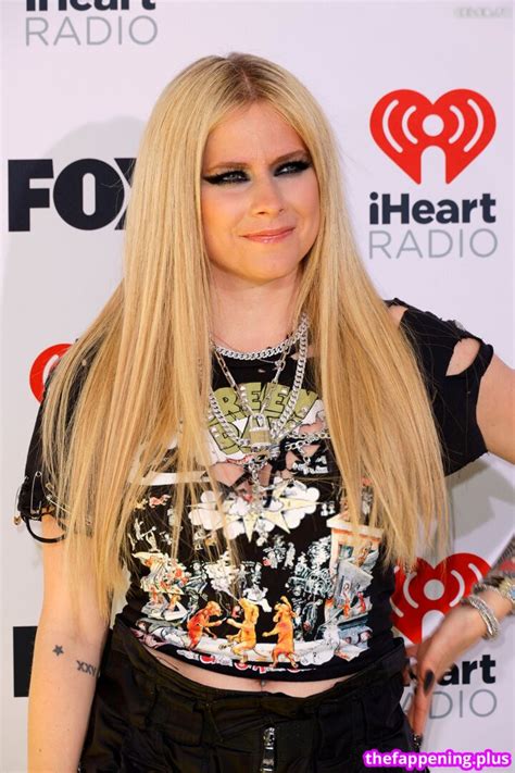 Avril Lavigne AvrilLavigne Nude OnlyFans Photo The Fappening Plus