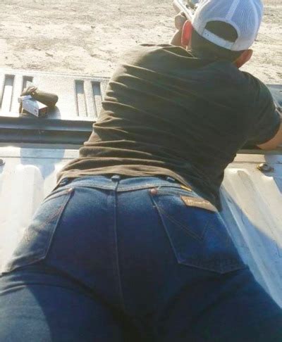 Amateur Gay Blowjob Vid Yourselfsadeba