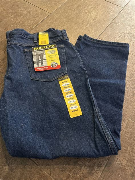 New NWT Men S Rustler Classic Regular Fit Straight Leg Jeans 42x30 Dark