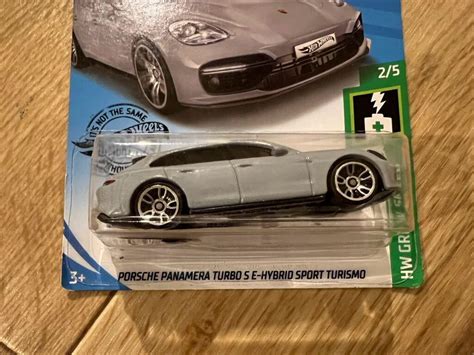 Yahoo オークション ホットウィール Hot Wheels PORCHE PANAMERA TUR
