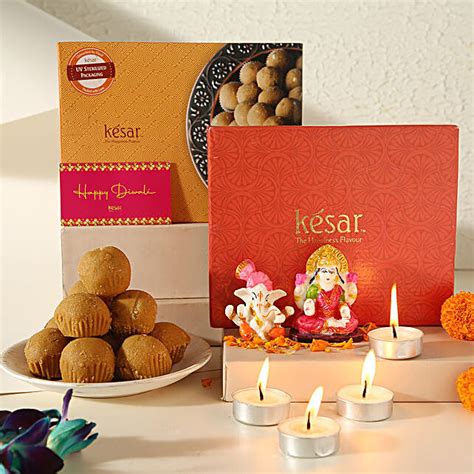 Buy Send Auspicious Diwali Besan Laddoo With Idols N Candle Online FNP