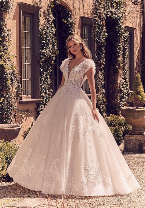 Collections 2020 Les Plus Belles Robes De Mariée Princesse Mariéefr