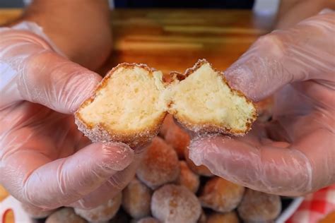 Chef Estrela Da Internet Revela Segredo Para Fazer O Bolinho De Chuva