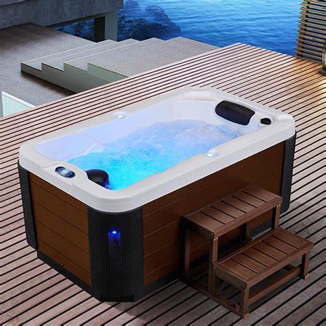 Good Price Freestanding 1.8m Length Whirlpool Massage Bathtub Outdoor ...