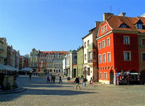 Pozna Stary Rynek Domki Budnicze Garnek Pl