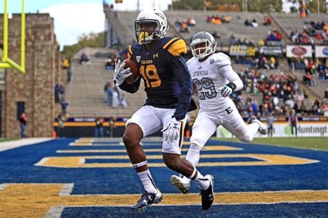 Mac Football Toledo Rockets Past Ball State Behind Backup Quarterback