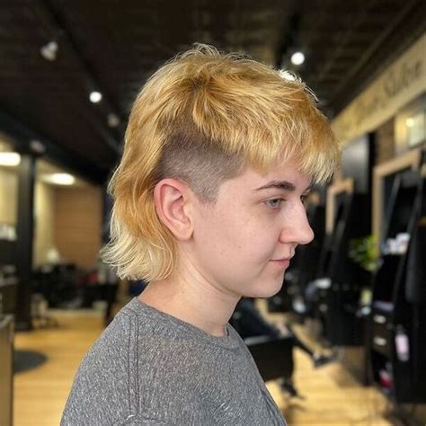 22 Female Mullet Haircut Aneesahpavit