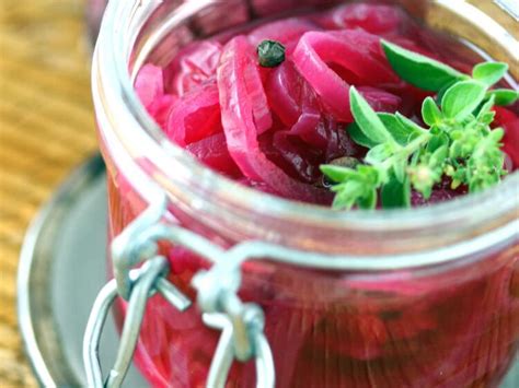 Pickles D Oignons Rouges Facile D Couvrez Les Recettes De Cuisine