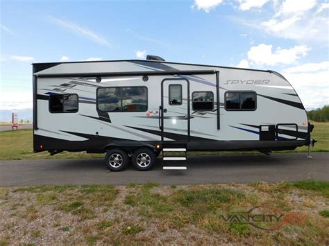 Winnebago Spyder Toy Hauler 23fs Caitlin Whittaker