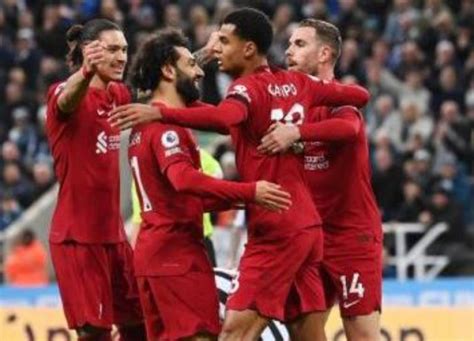 محمد صلاح يقود خط هجوم فريق ليفربول امام ولفرهامبتون رياضة النهار