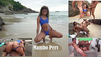 Melissa HOT doble penetración en la playa nudista frente a la gente que mira DP anal