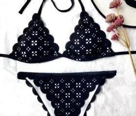 Sexy Halter Neck Scalloped Three Dots Type Knot Two Piece Bikini Lace