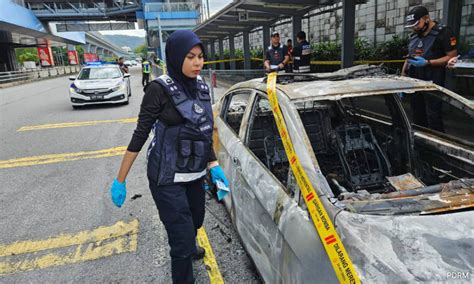 Suspek Bakar Kereta Polis Bantuan Untuk Dapat Rating Tinggi Di Tik Tok