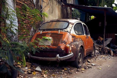 Old Abandoned Vintage Car Wreck Editorial Photography - Image of ...